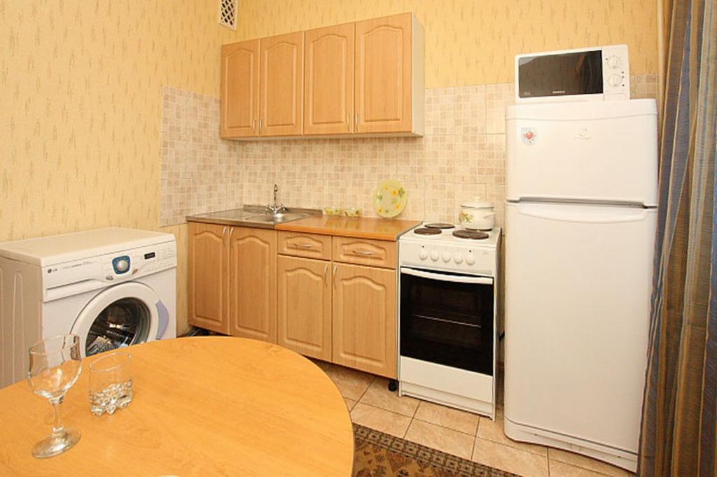 Сниму квартиру в семенове от хозяина. Сниму квартиру в семенове от хозяина. Однушки в семёнове. Хабаровск ул, тихоокеанская 193а. Фото комнаты.