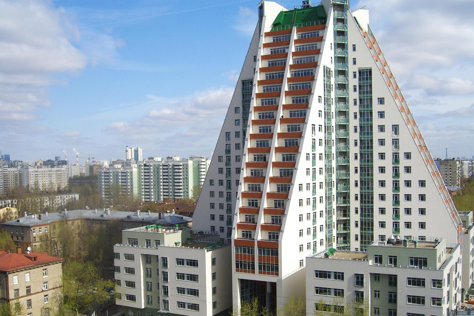 дом пирамида в москве